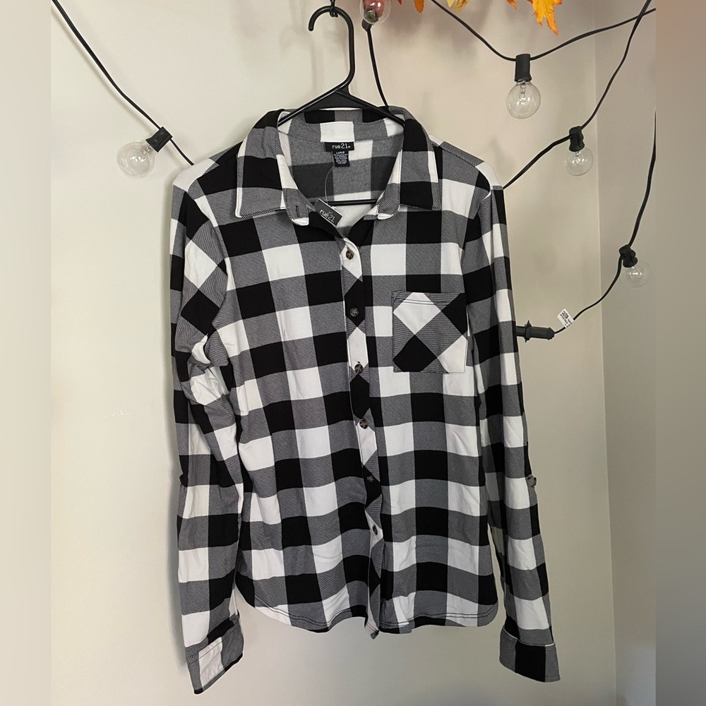 Rue21 flannel shirt, size large